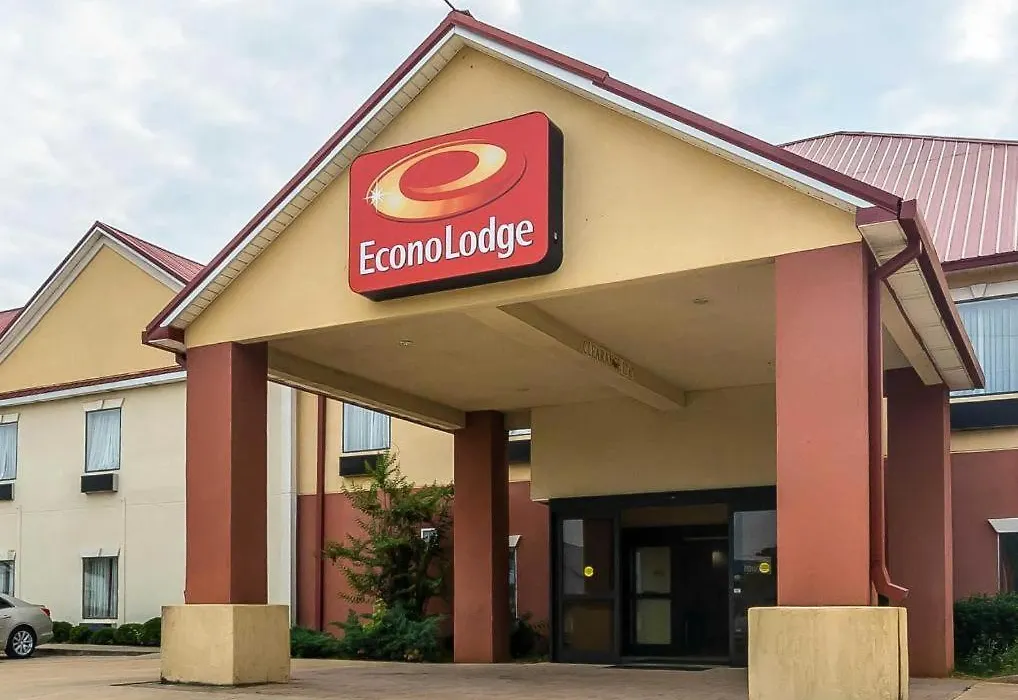 Econo Lodge Eutaw I-20-1
