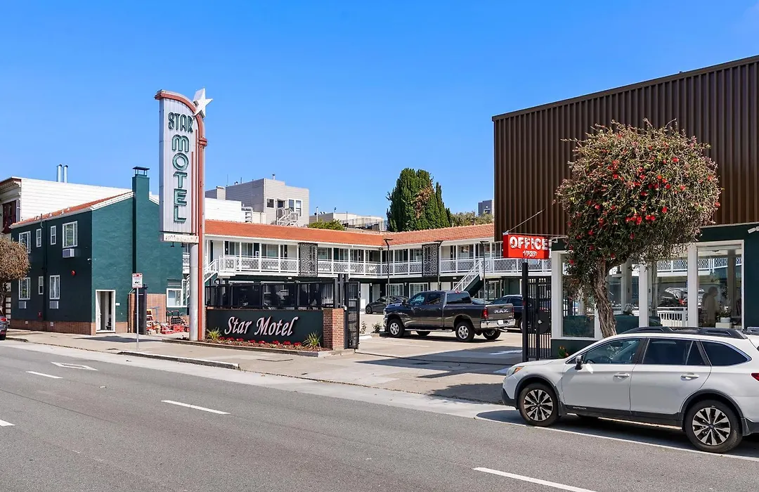 Star Motel-1