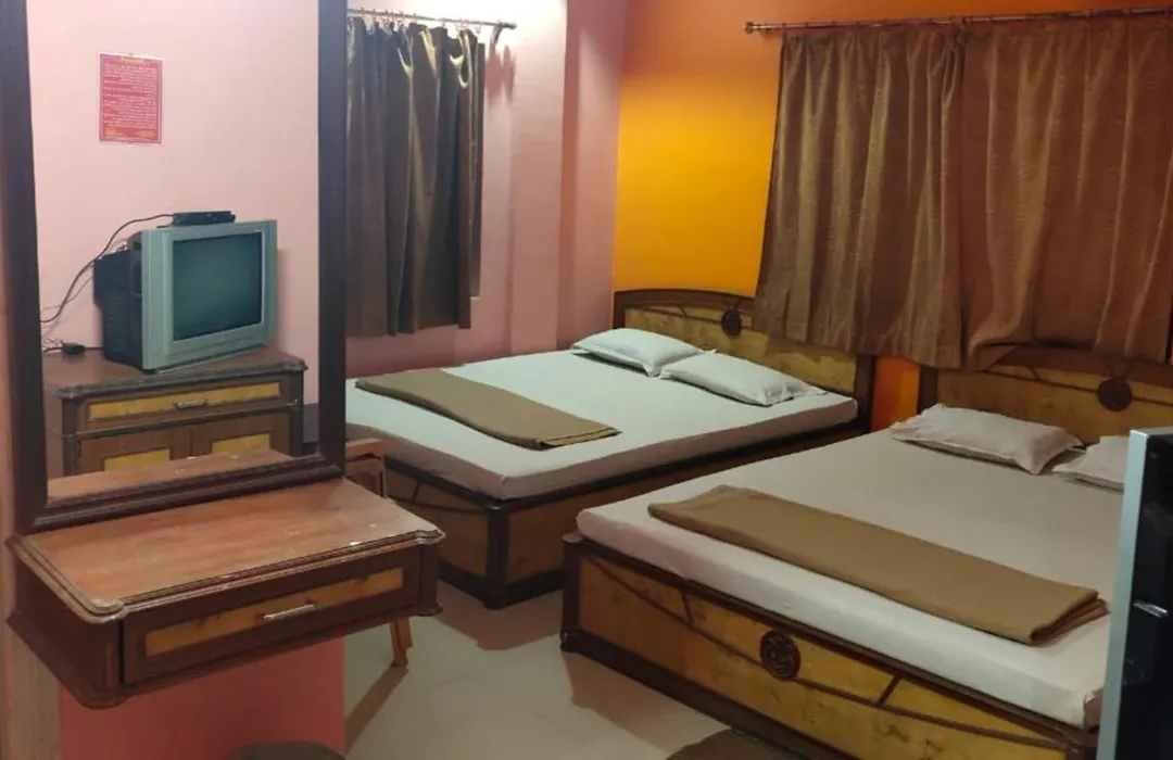 "Hotel Sunny Digha" Near New Jagannath Temple And Sea Beach With Restaurant - Wi Fi - Lift - Parking Available - All Room Fully Air Conditioned #Prime Location - Best Hotel In Digha-1