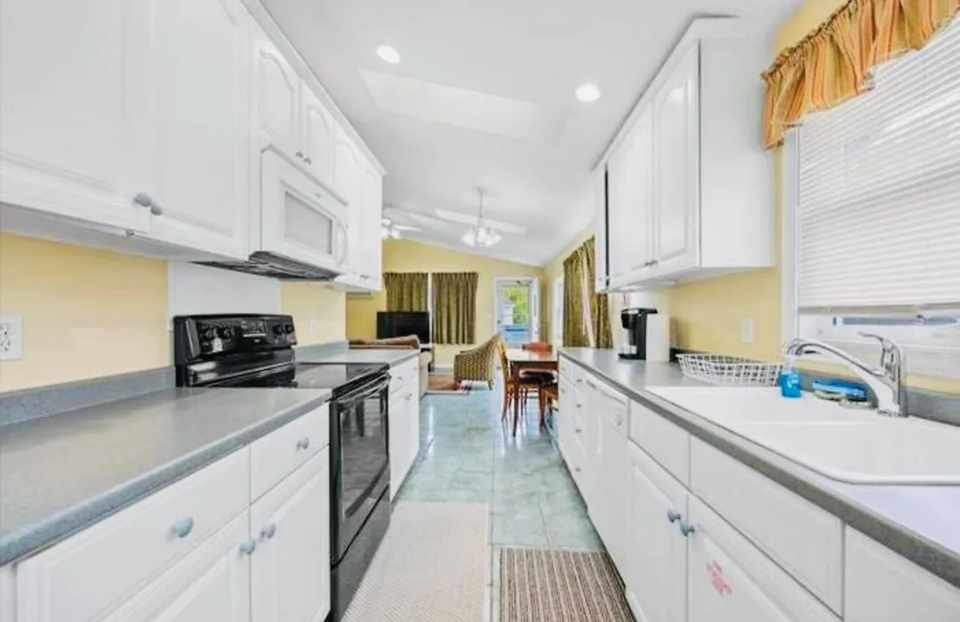 Exit 5 Resort & Condominium-1