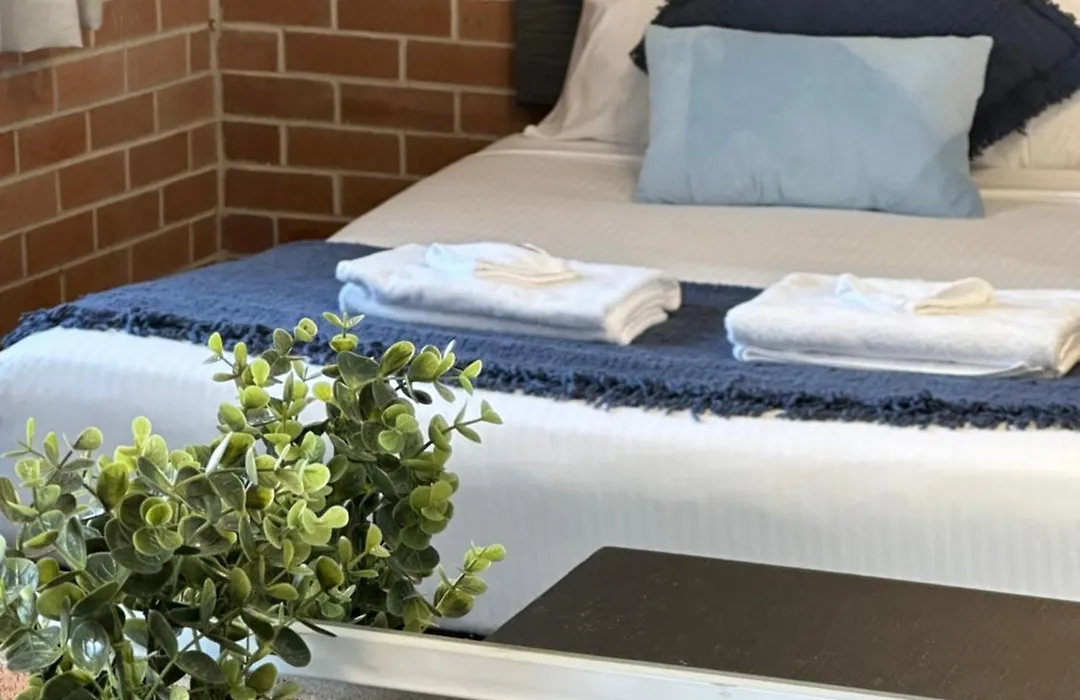 The Oaks Hotel Motel-1