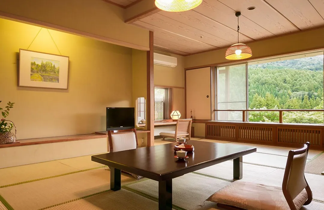 Shima Tamura-1