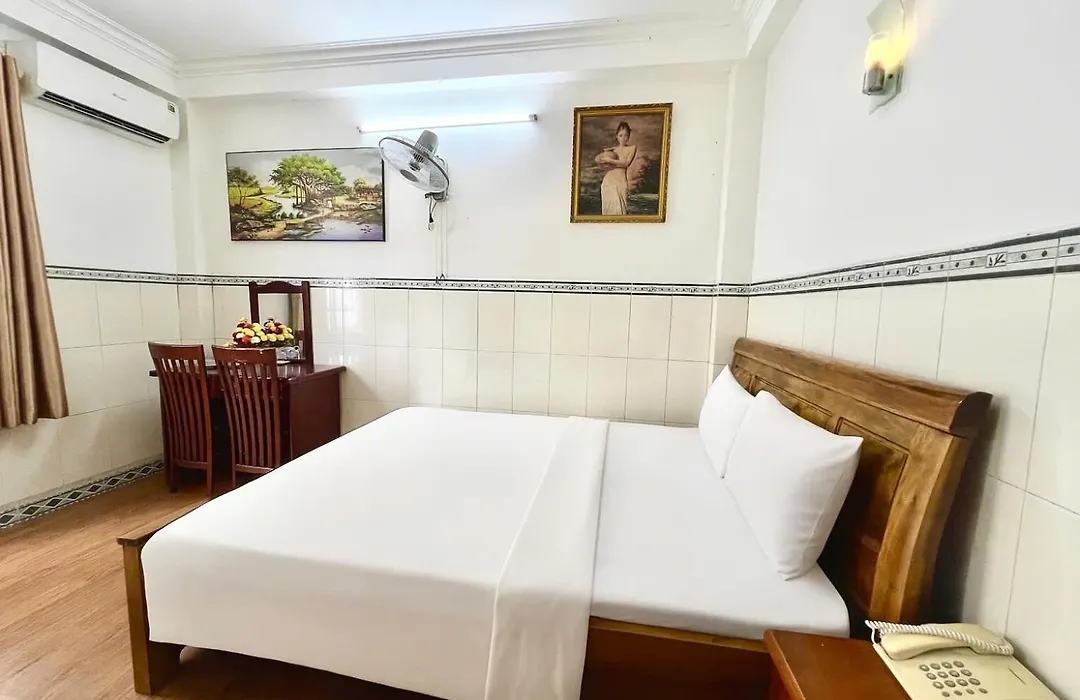 Diamond Hotel Cmt8 - Center Saigon-1