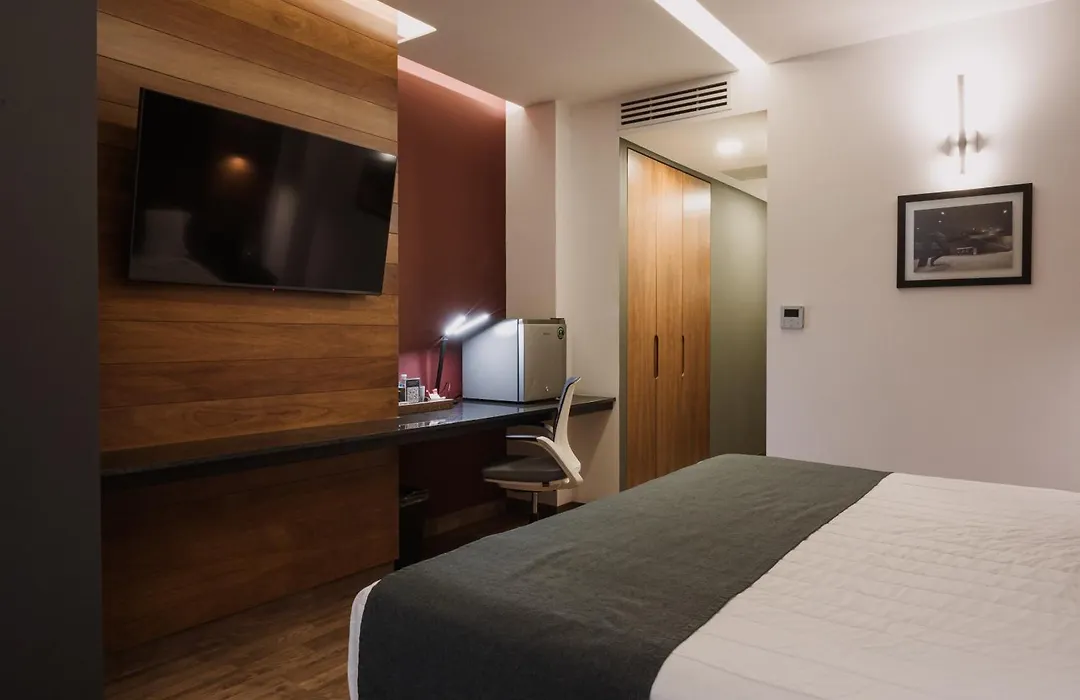 Hotel Noite Business Class-1