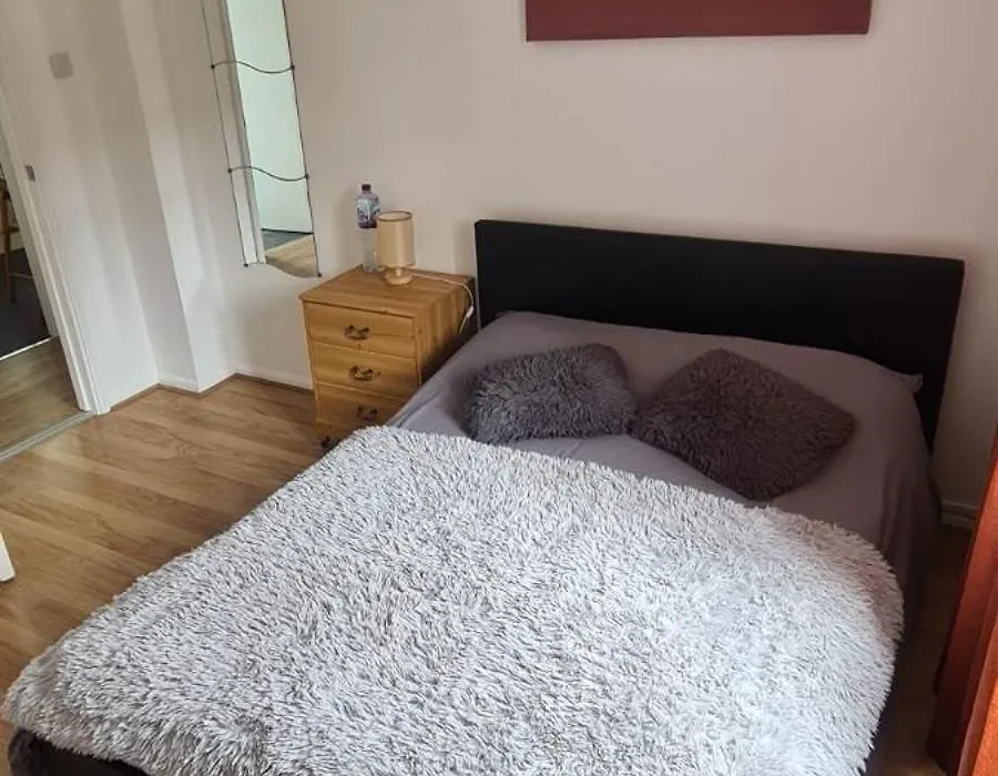 Rooms In Brixton-1