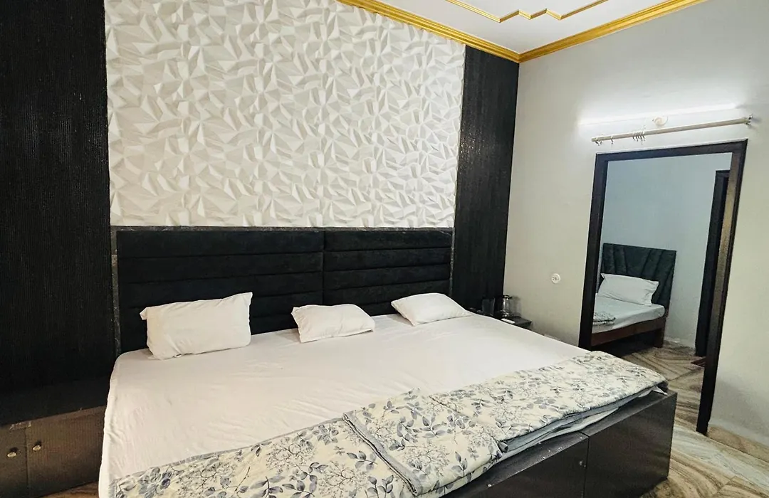 Radha Madhavam Luxurious Boutique Stay-1