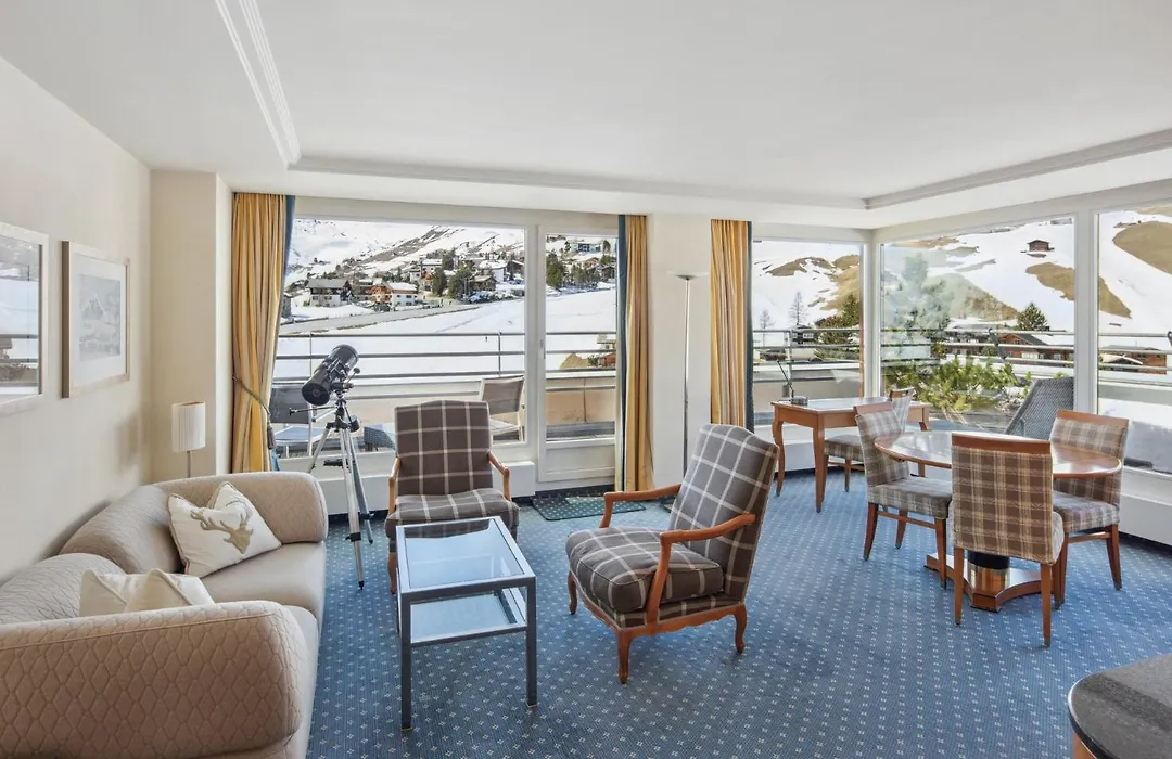 The Grand Arosa - Pop-Up Hotel Self Check-In-1