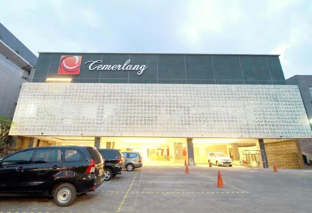 Hotel Cemerlang-1