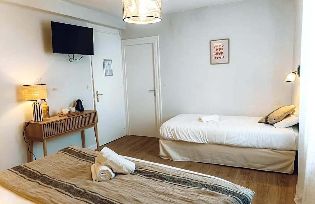 Hotel Les Chambres de L'Opaline-1