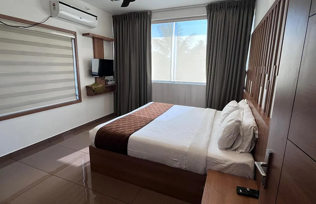 Kirapalace Residency Hotel-1