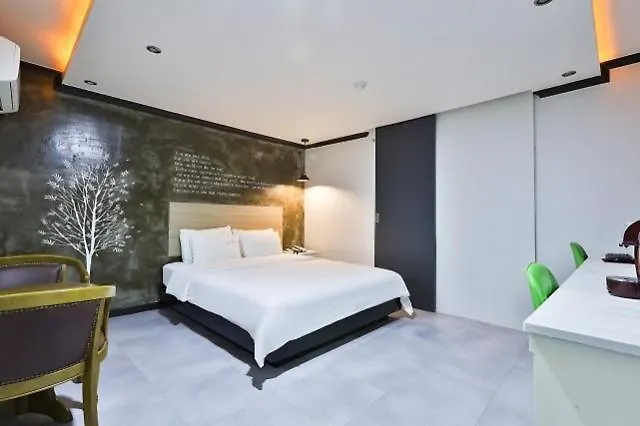 Busan Yeonsan The Zenith Hotel-1