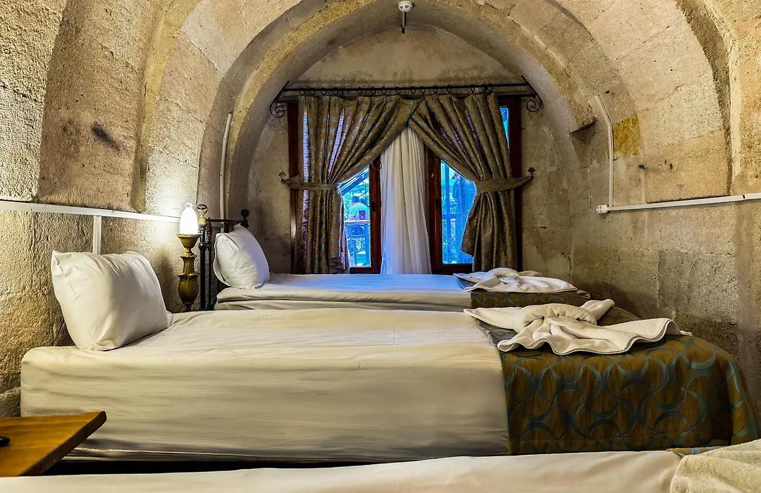 Nomads Cave Hotel & Rooftop-1