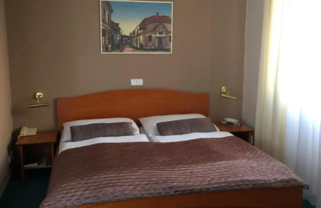 Hotel Dukla-1