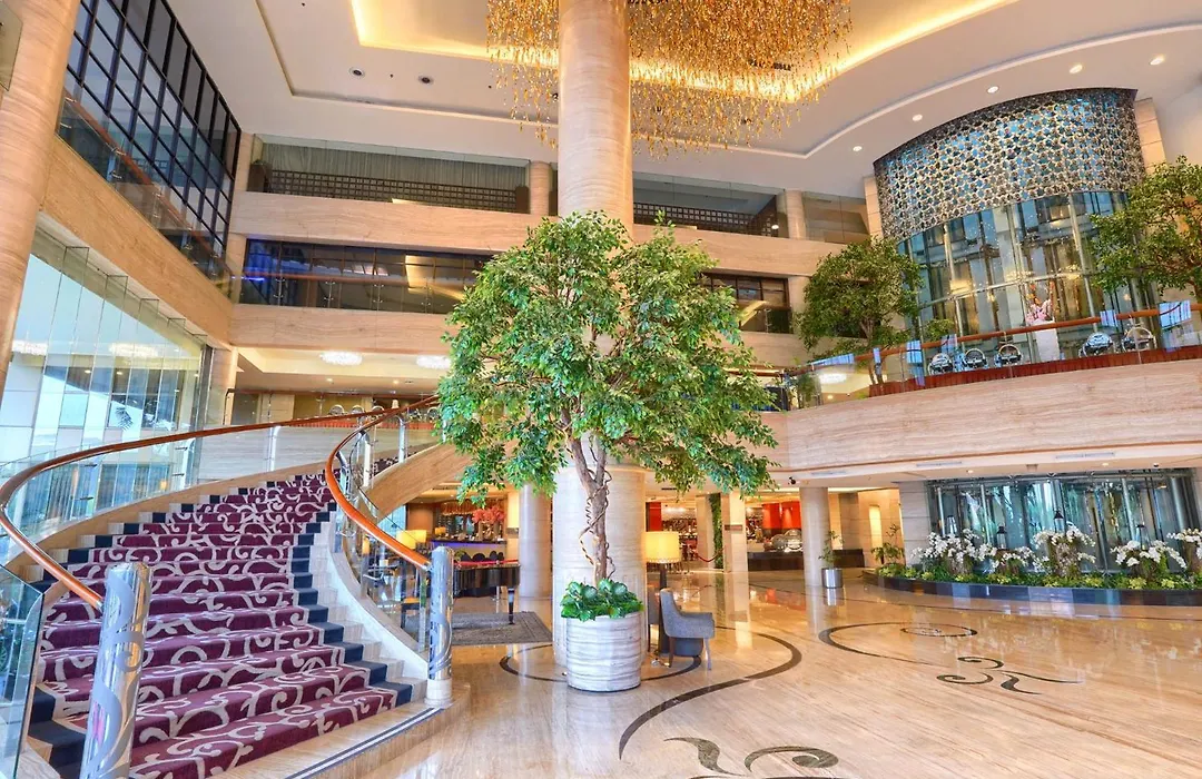 Wyndham Surabaya-1