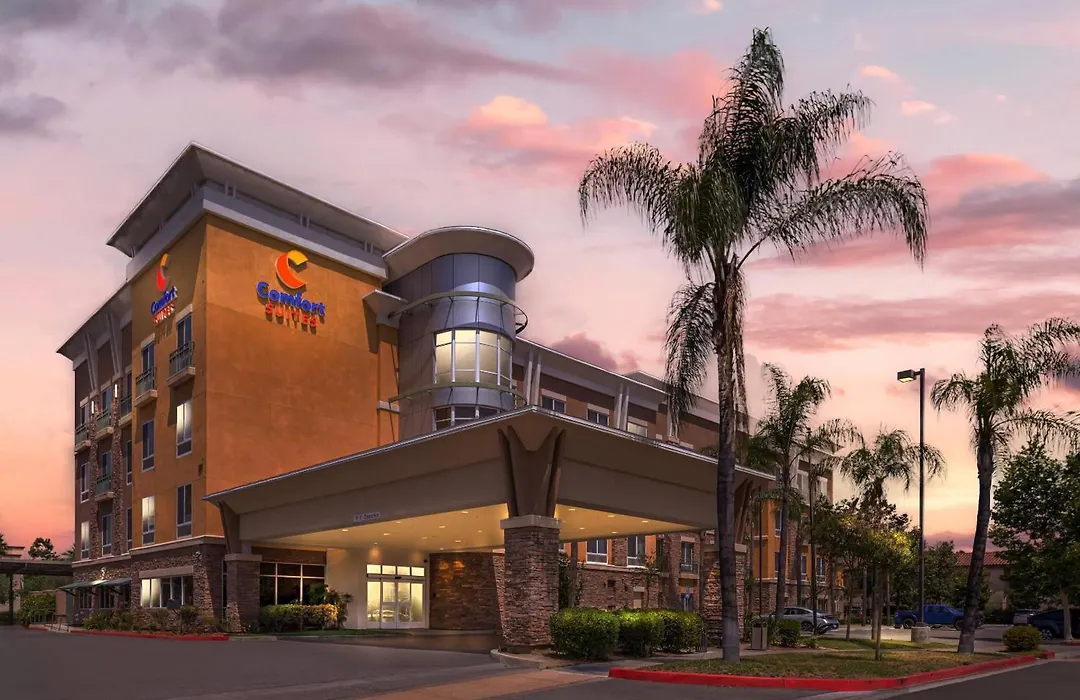 Comfort Suites Ontario Airport Convention Center-1