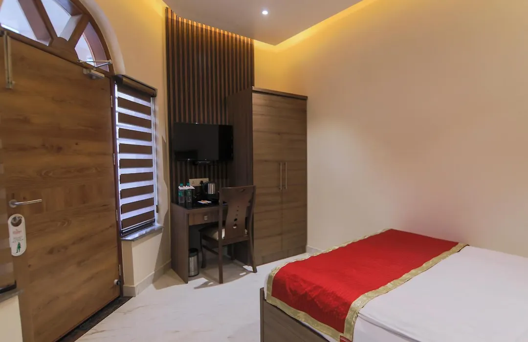 Vashishth Guest House-1