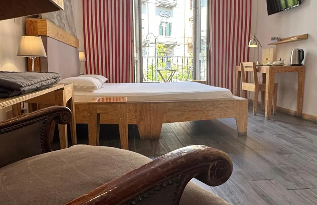 Aquarooms Suites-1