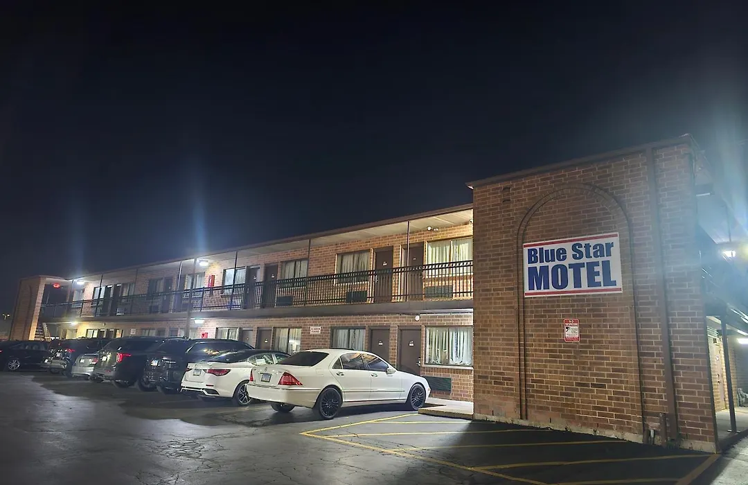 Blue Star Motel-1