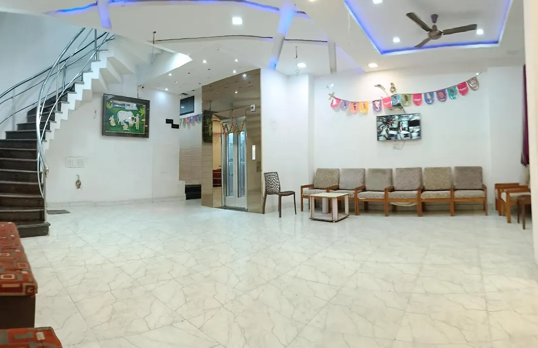 Hotel Hari Darshan-1