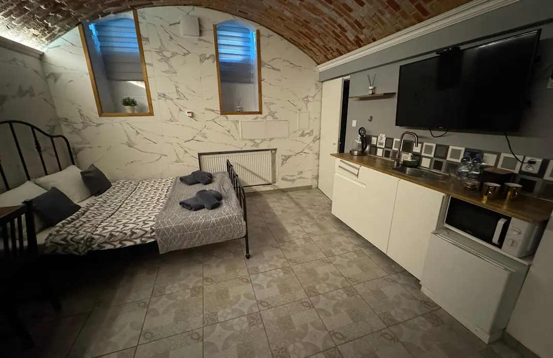 Underground Jacuzzi Rooms-1