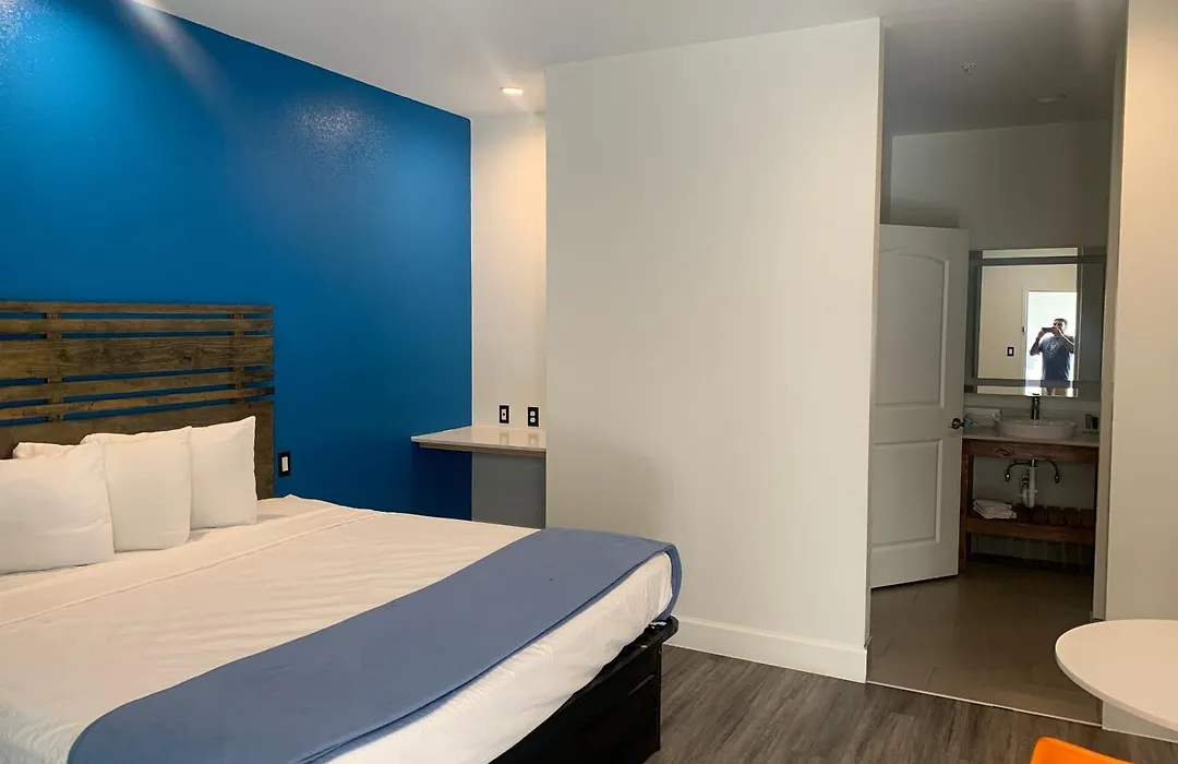 Signature Inn North Houston District-1