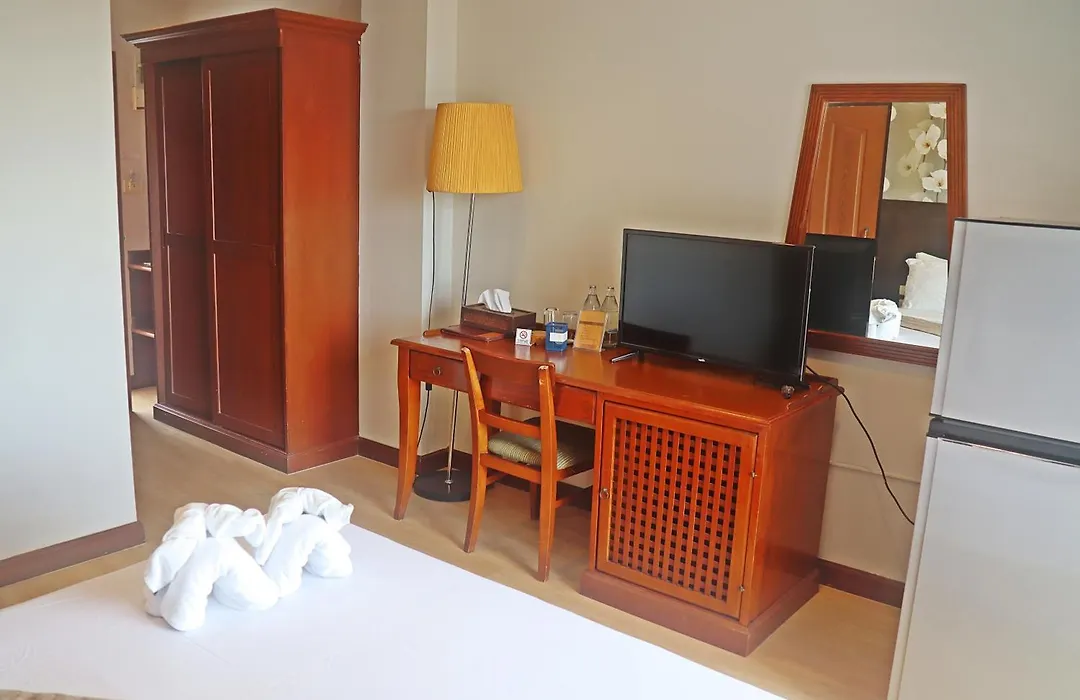 Inn House- Sha Extra Plus-1