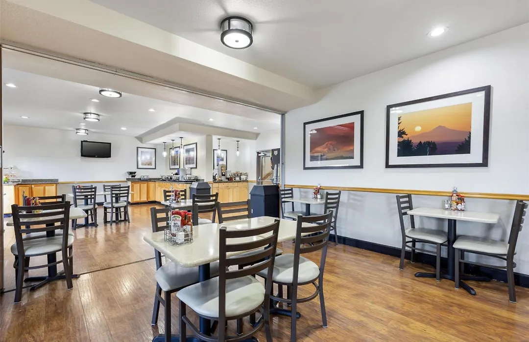 Best Western Woodburn Inn-1