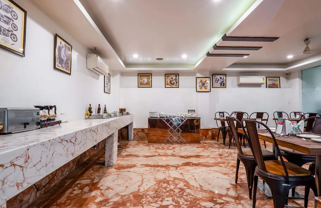 Hotel Le Roi Near New Delhi Railway Station-1