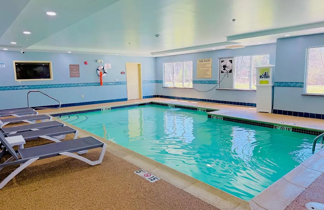 Comfort Inn & Suites Scarborough-Portland-1