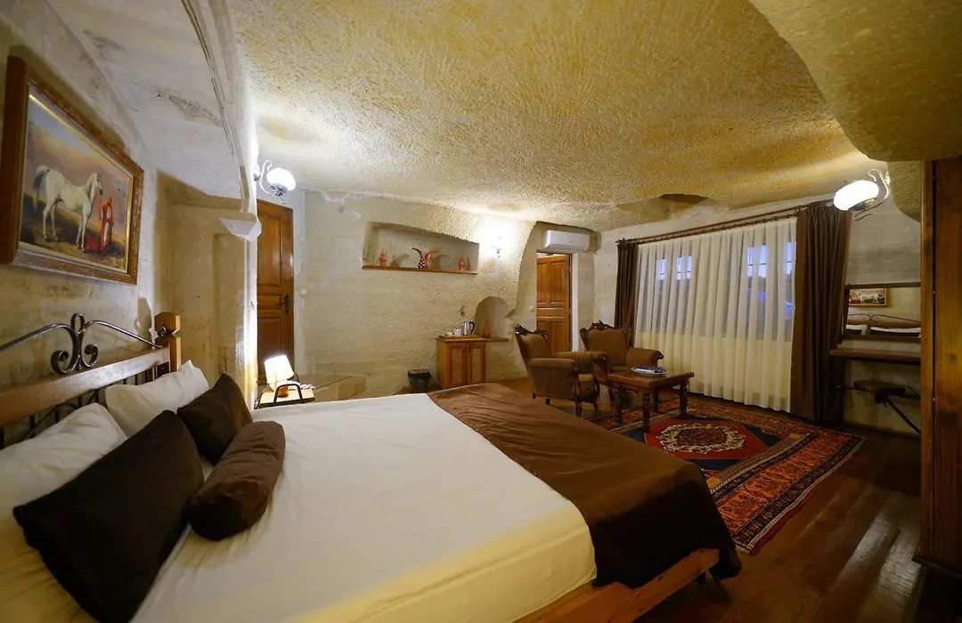 Harman Cave Hotel-1