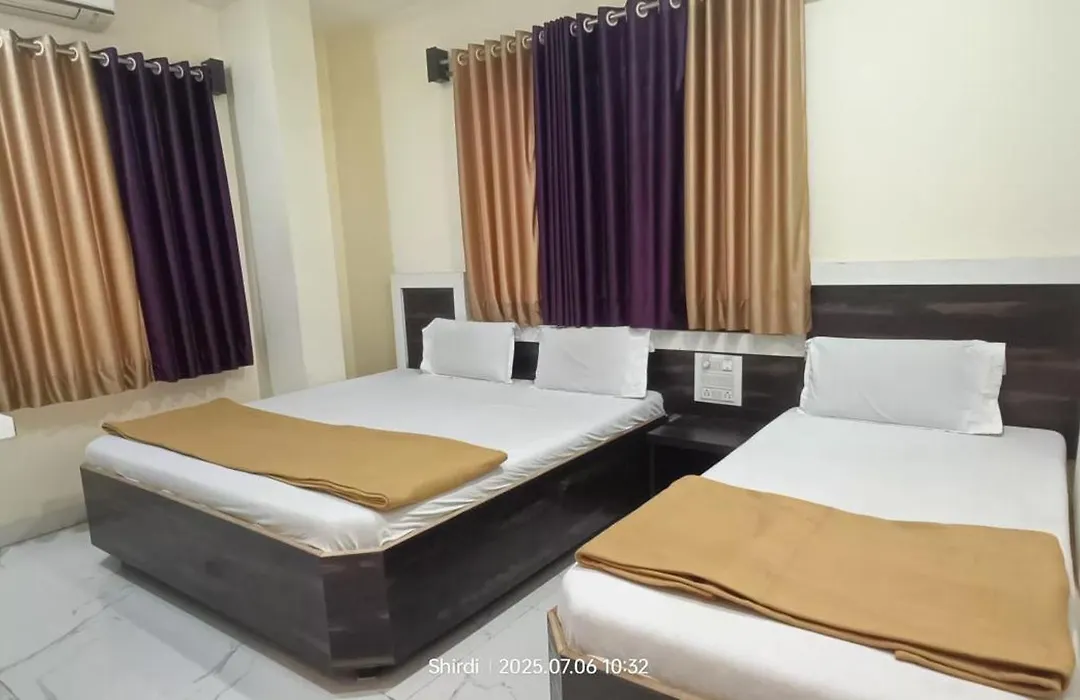 Hotel Sai Viraj Palace-1