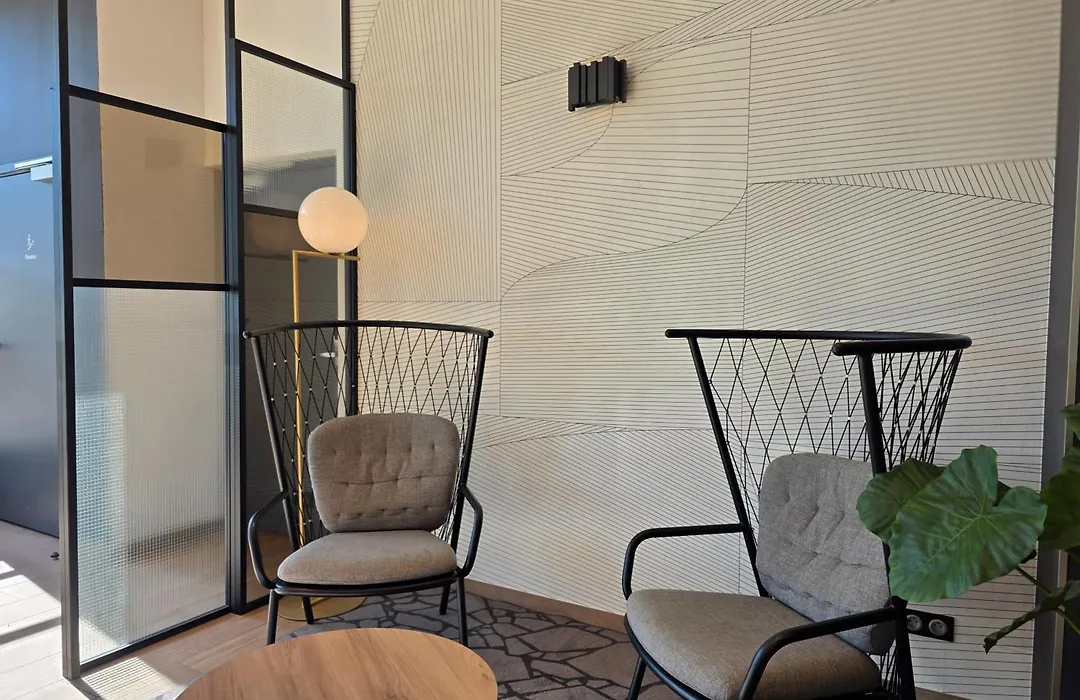 B&B Hotel Nice Stade Riviera-1