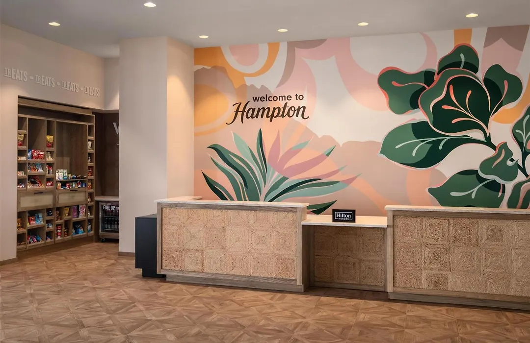Hampton Inn & Suites Maui North Shore-1