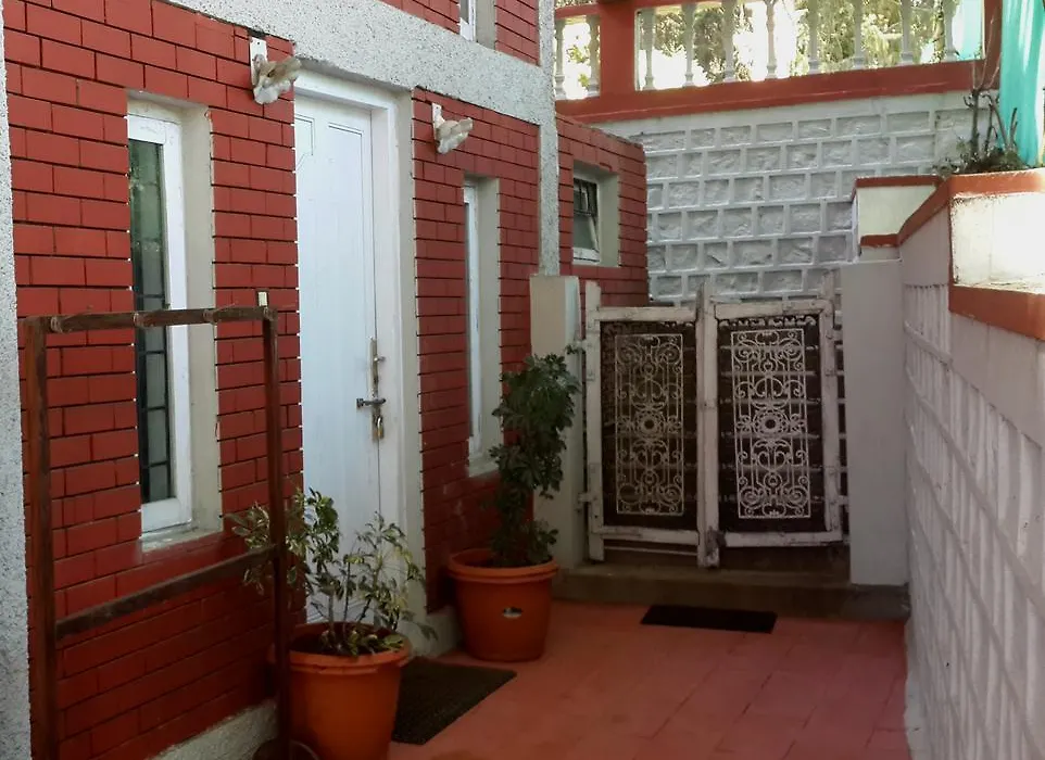 The Red House-1