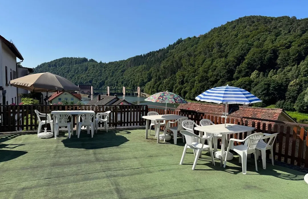 Hotel Garni Neckarblick-1