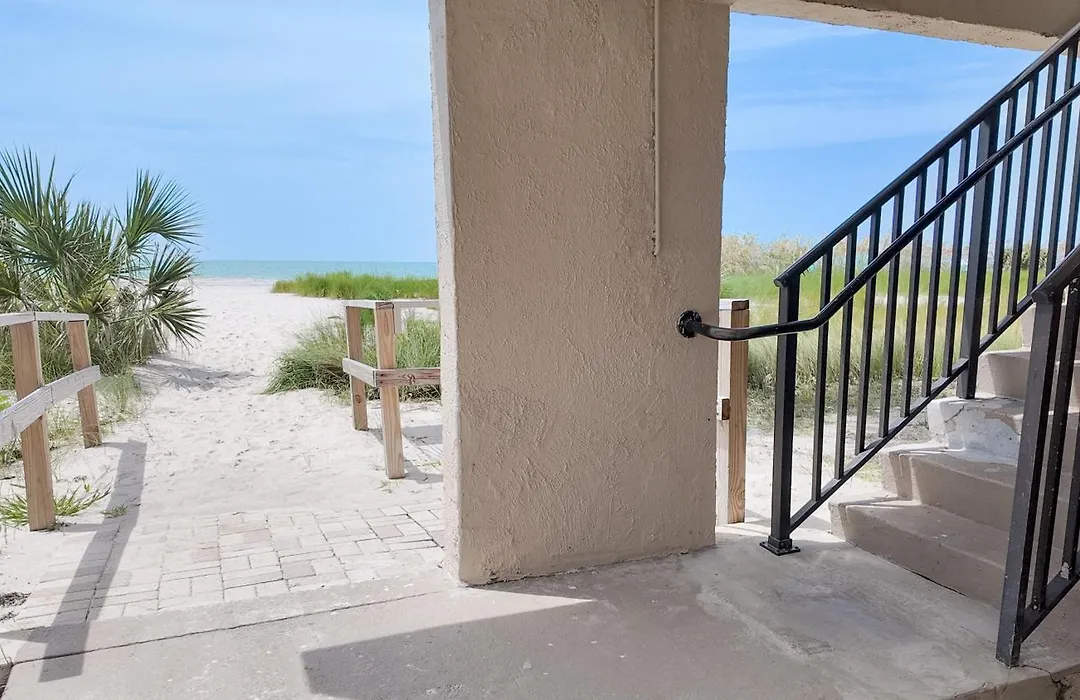 Sanibel Siesta On The Beach-1