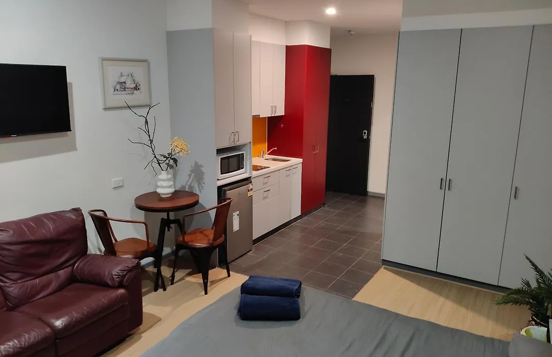 Melbourne Studio Apartments Hotel - 138 Elgin Carlton-1