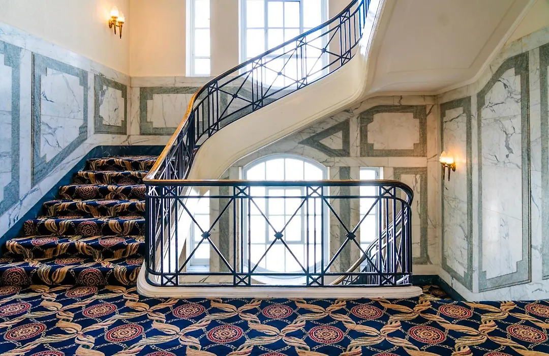 Adelphi Hotel-1