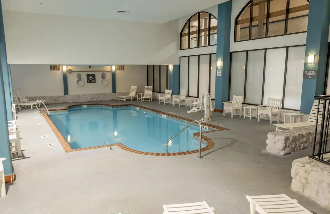 Embassy Suites By Hilton Chicago Schaumburg Woodfield-1