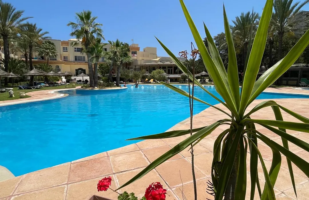 Marina Palace-1