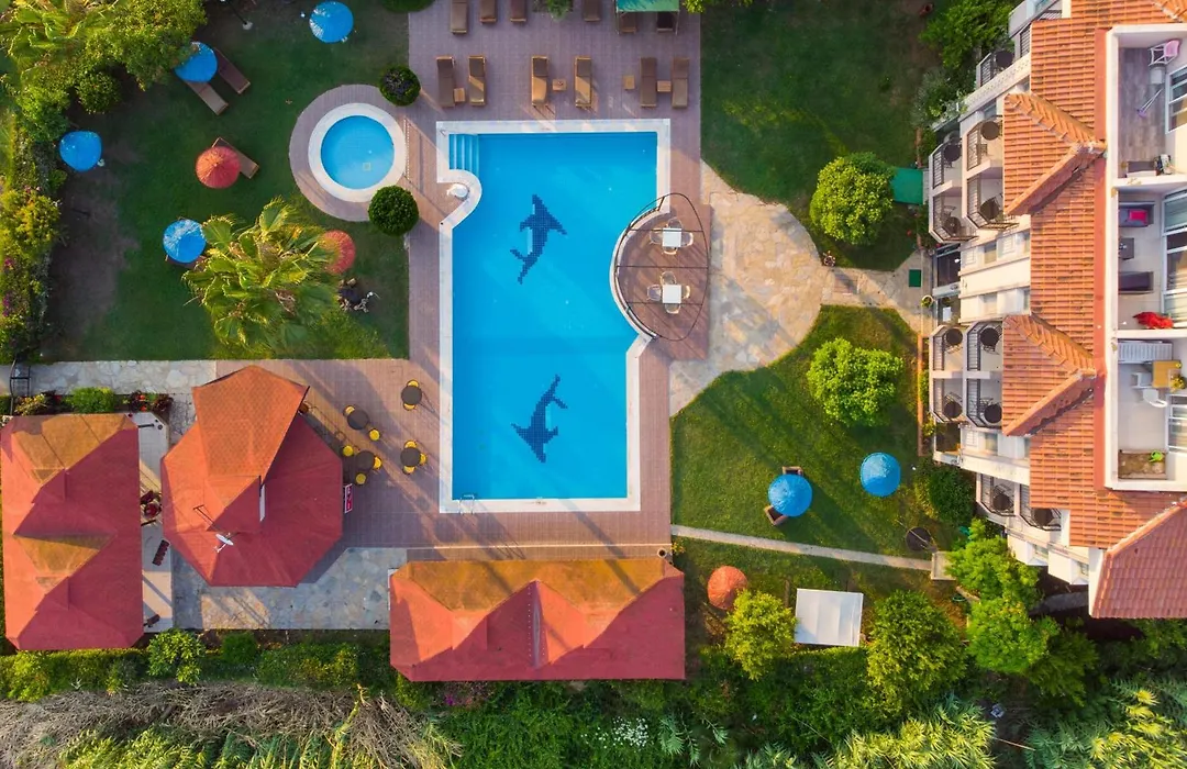 Golden Moon Hotel-1