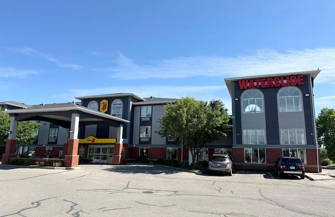 Super 8 By Wyndham High River Ab-1