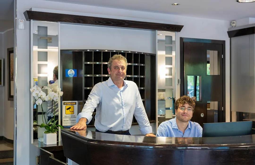Hotel Riviera-1