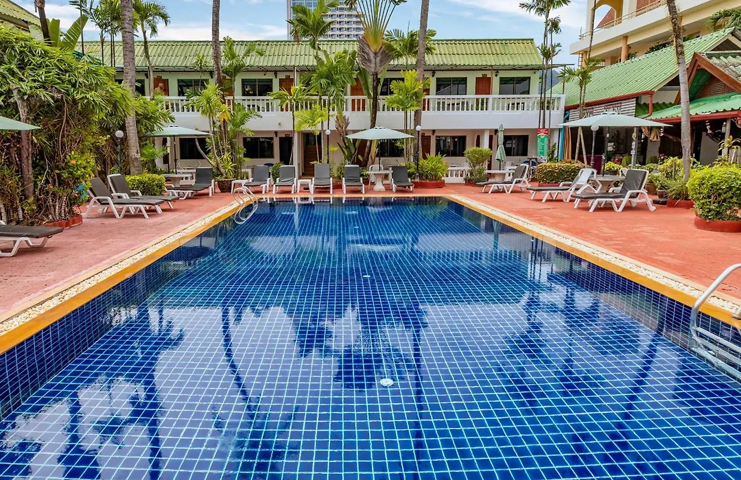 The Expat Hotel Patong-1