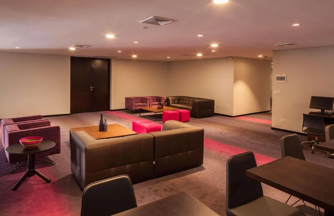 Radisson Hotel Santa Cruz-1