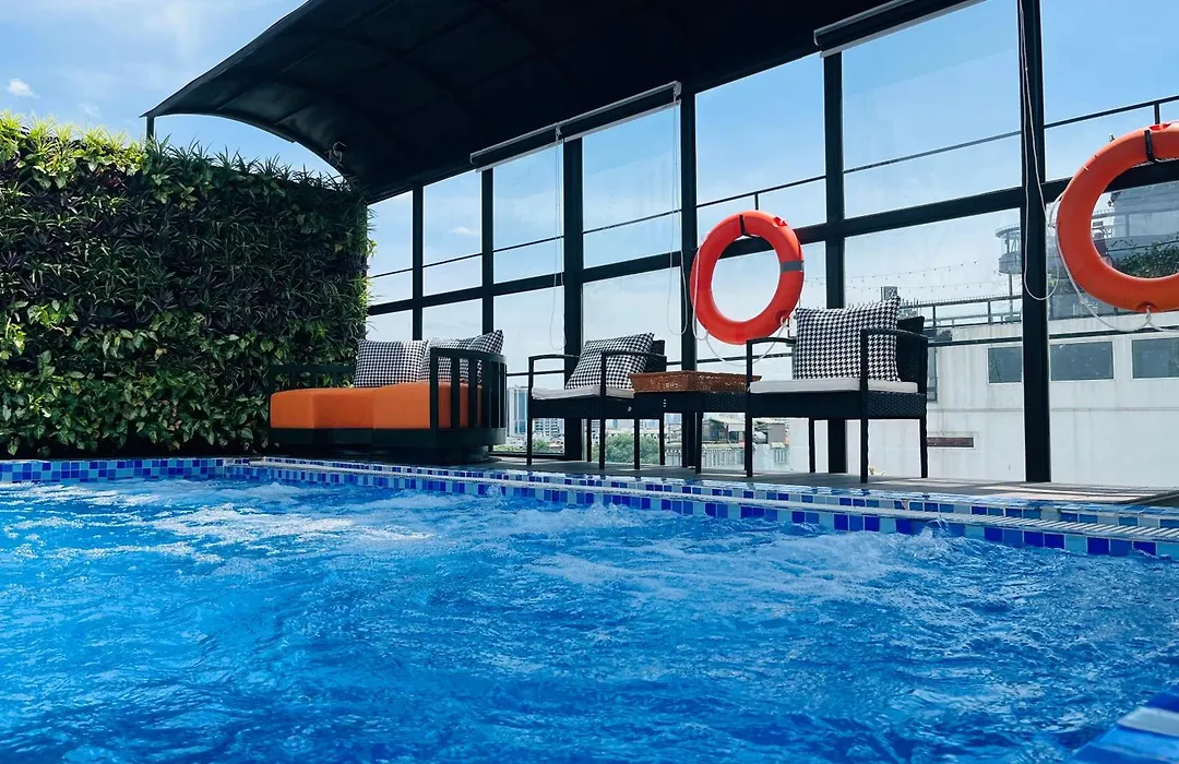 Shining Central Hotel & Spa-1