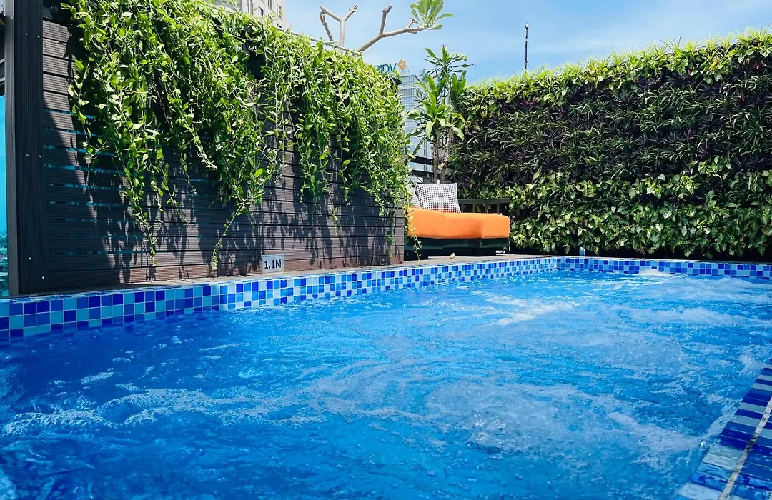 Shining Central Hotel & Spa-1