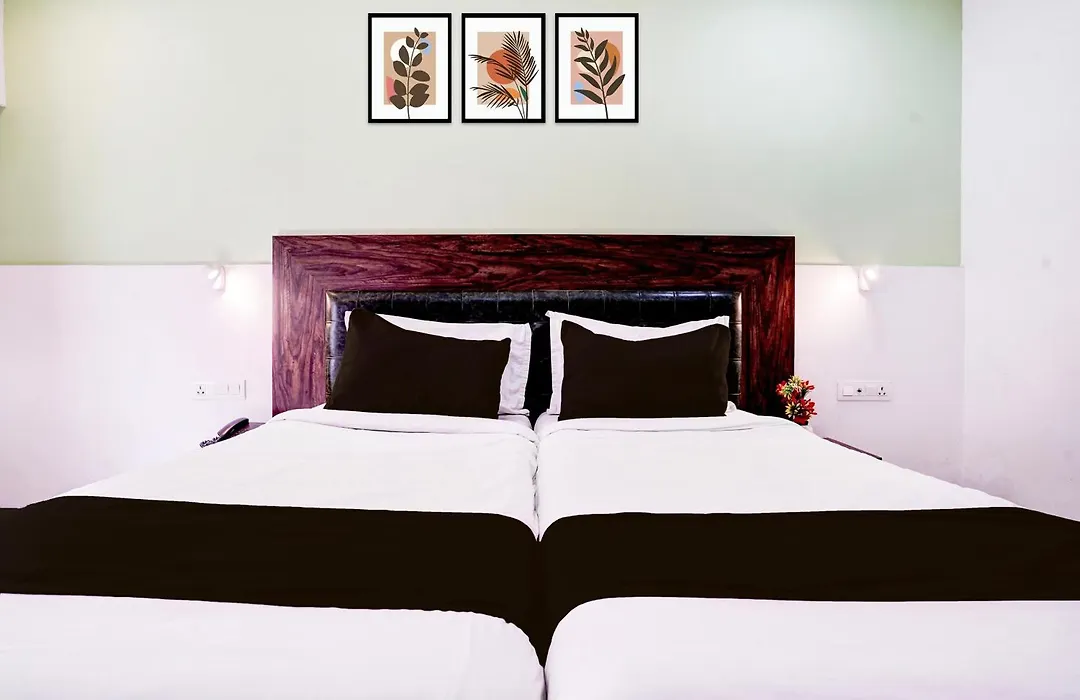 Super Townhouse Oak Kopar Khairane Navi Mumbai Formerly Ivy Hotel-1