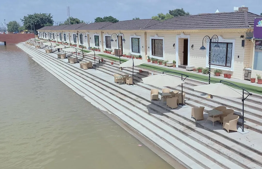 Ayodhya Haat Luxury Cottages-1