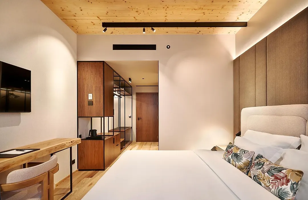 The Log Porto Hotel By Piamonte Hotels-1